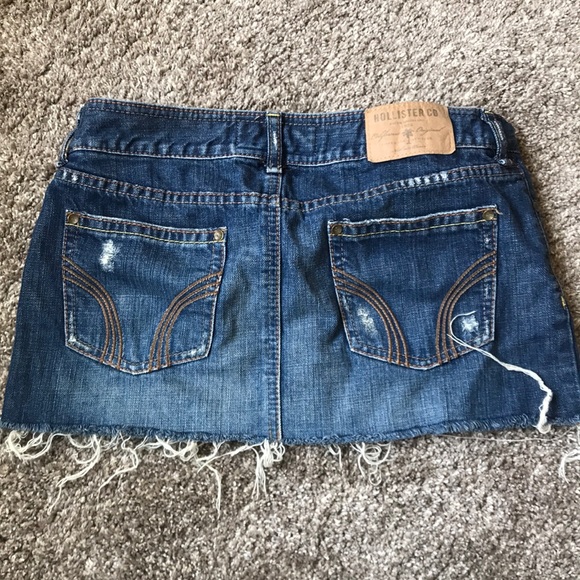Hollister denim mini skirt - Picture 3 of 4